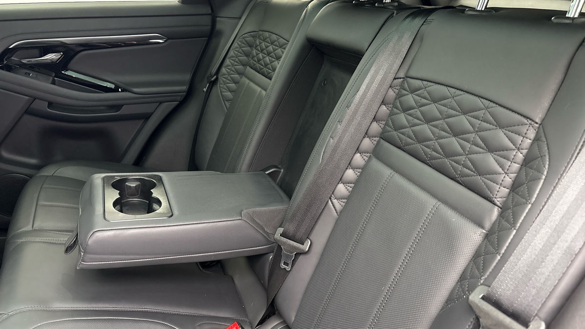 Land Rover Range Rover Evoque Image 9