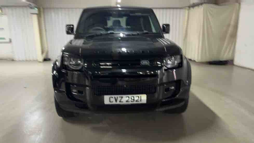 More views of Land Rover Defender 90