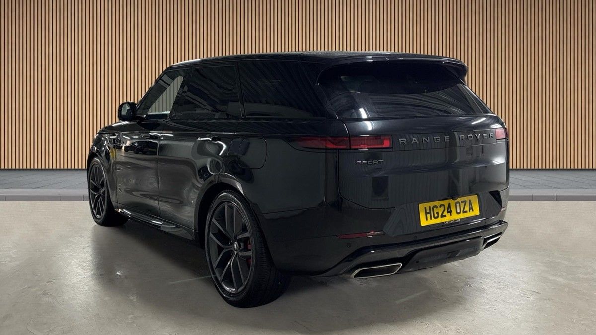 Land Rover Range Rover Sport Image 2