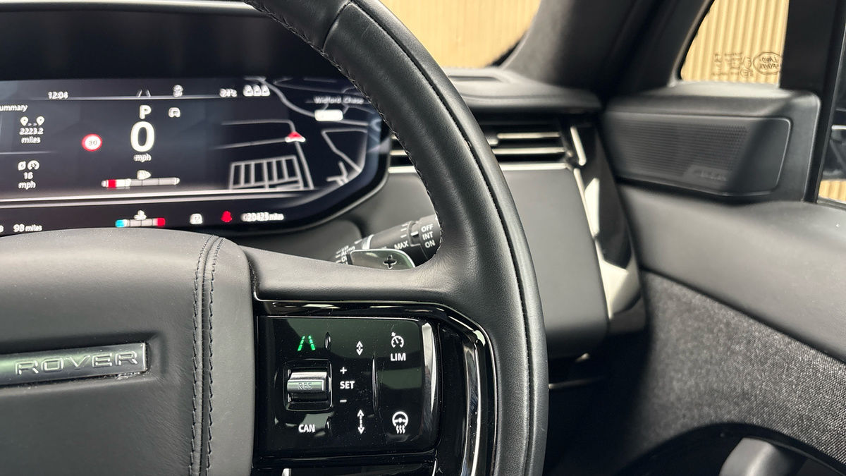 Land Rover Range Rover Sport Image 14