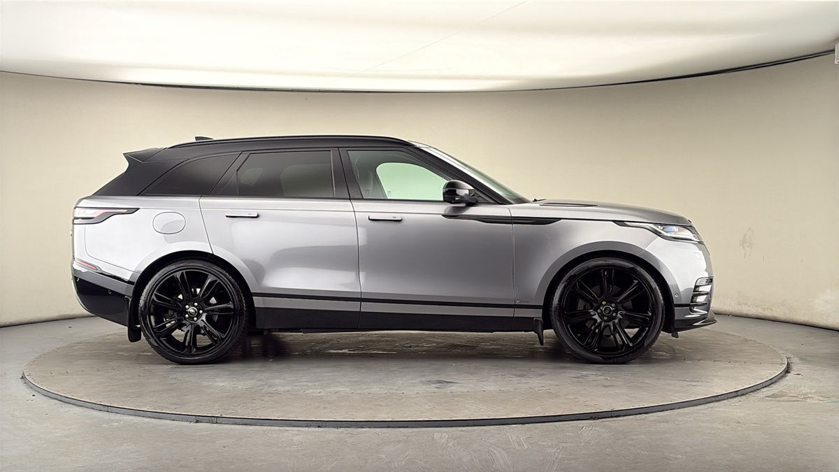 More views of Land Rover Range Rover Velar