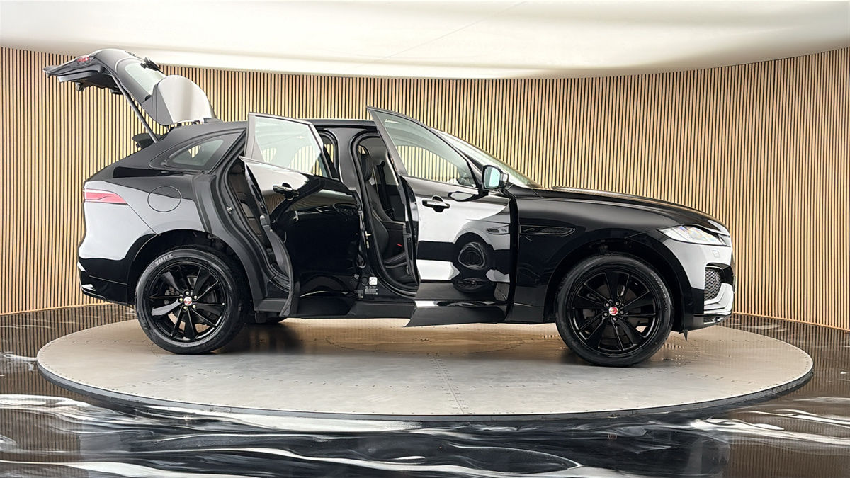 More views of Jaguar F-PACE