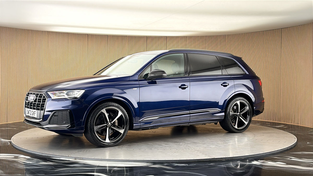 More views of Audi Q7