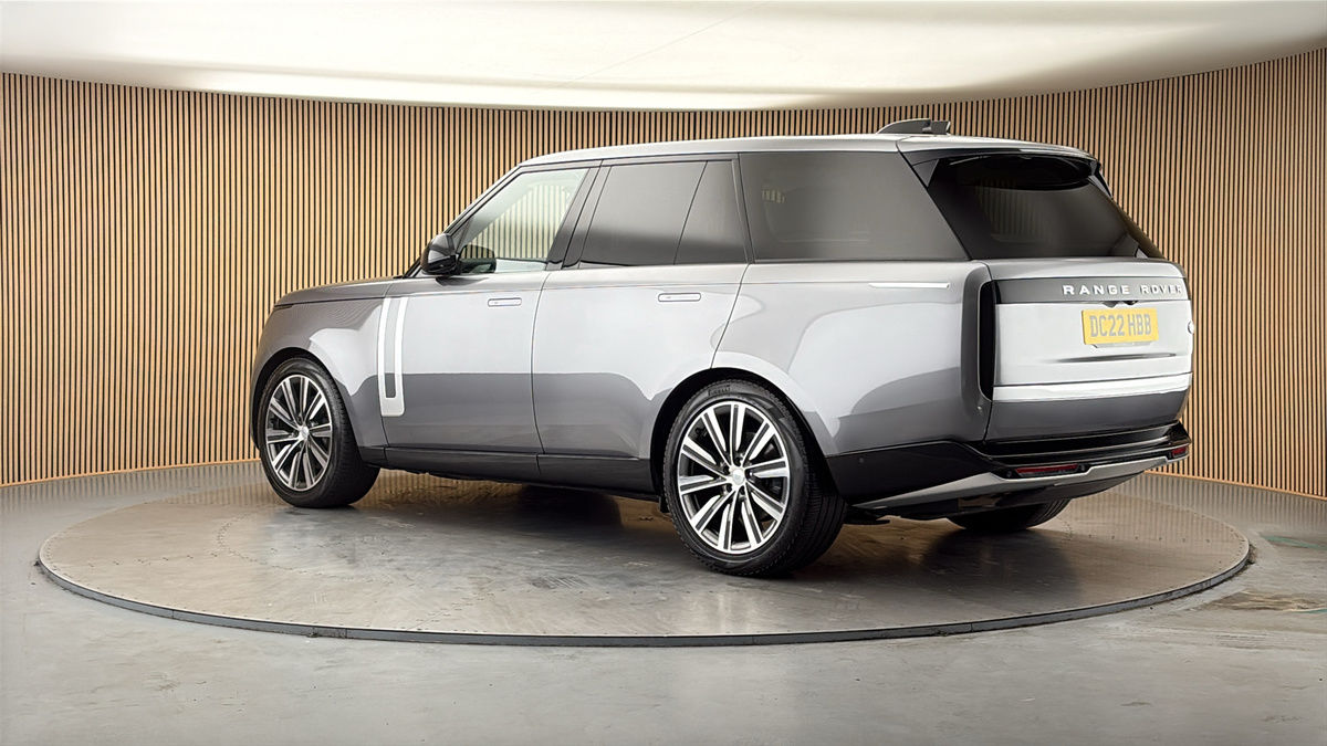 More views of Land Rover Range Rover