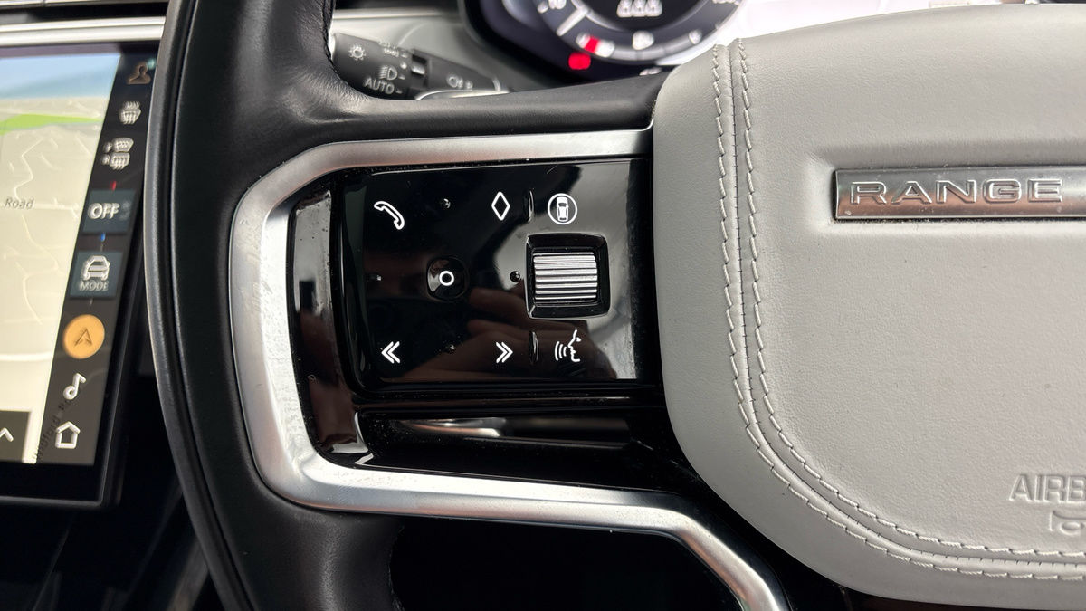 Land Rover Range Rover Sport Image 13