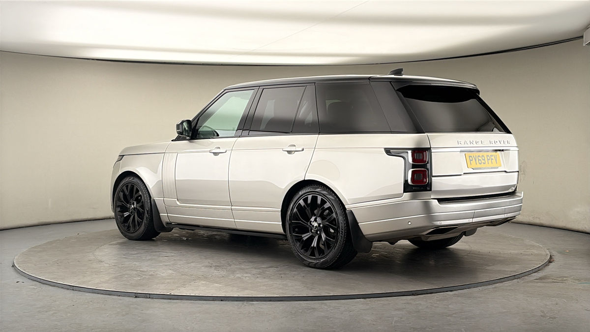 More views of Land Rover Range Rover