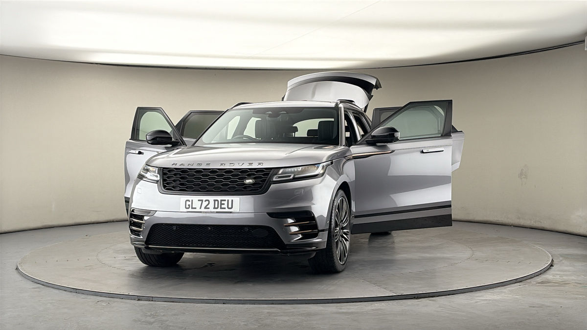 More views of Land Rover Range Rover Velar