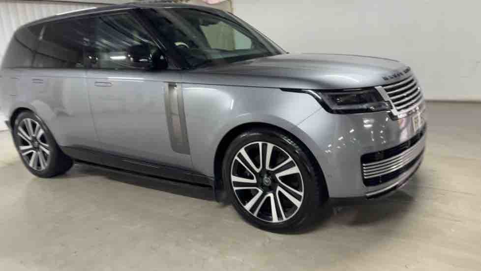 More views of Land Rover Range Rover