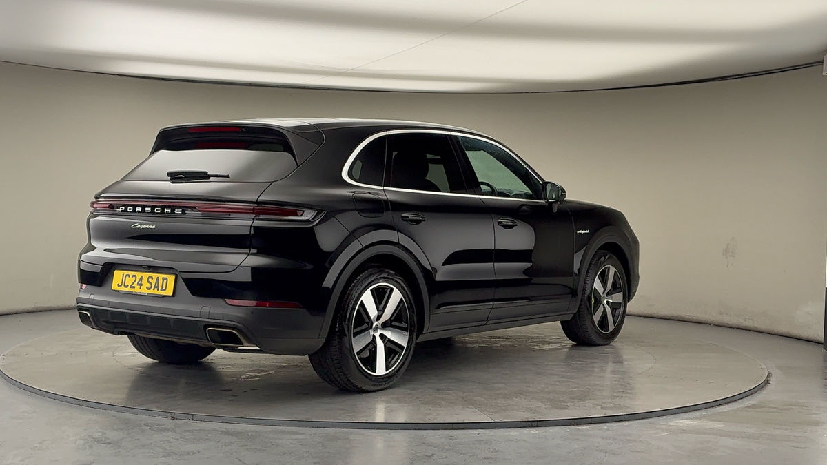 More views of Porsche Cayenne