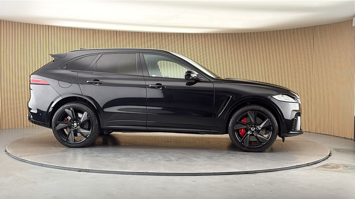More views of Jaguar F-PACE