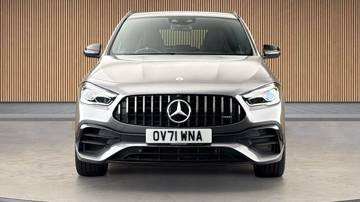 Mercedes-Benz GLA Image 3