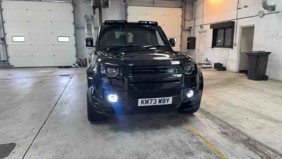 More views of Land Rover Defender 110