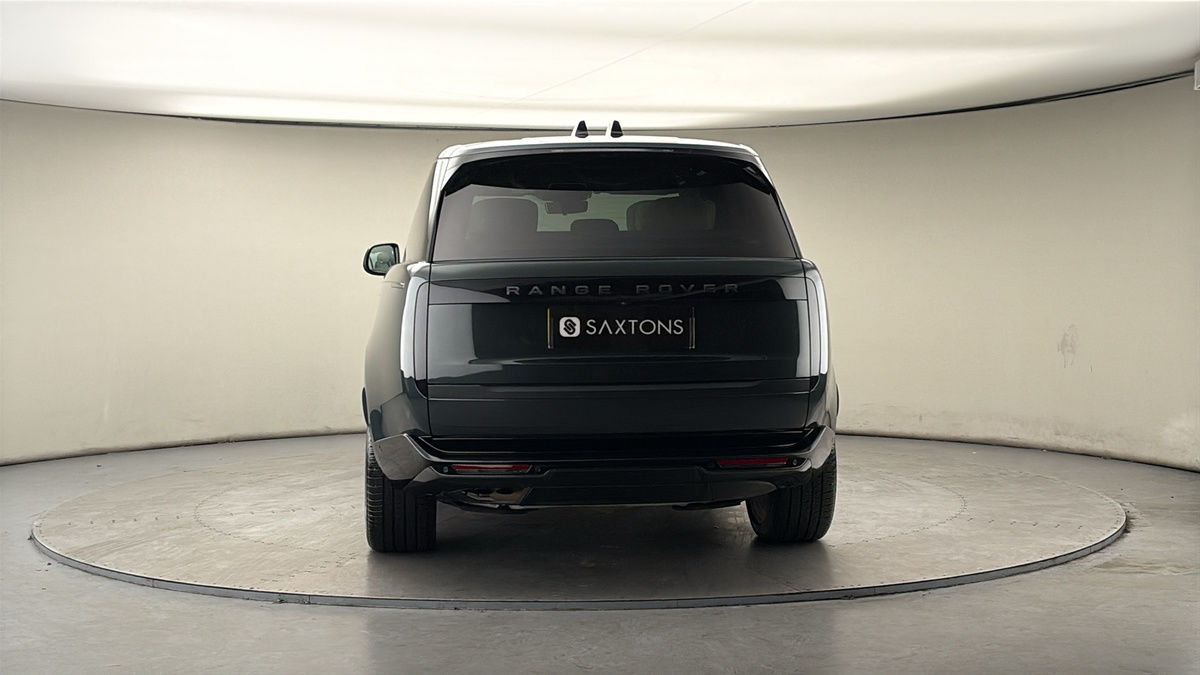 More views of Land Rover Range Rover