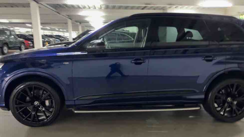 More views of Audi Q7