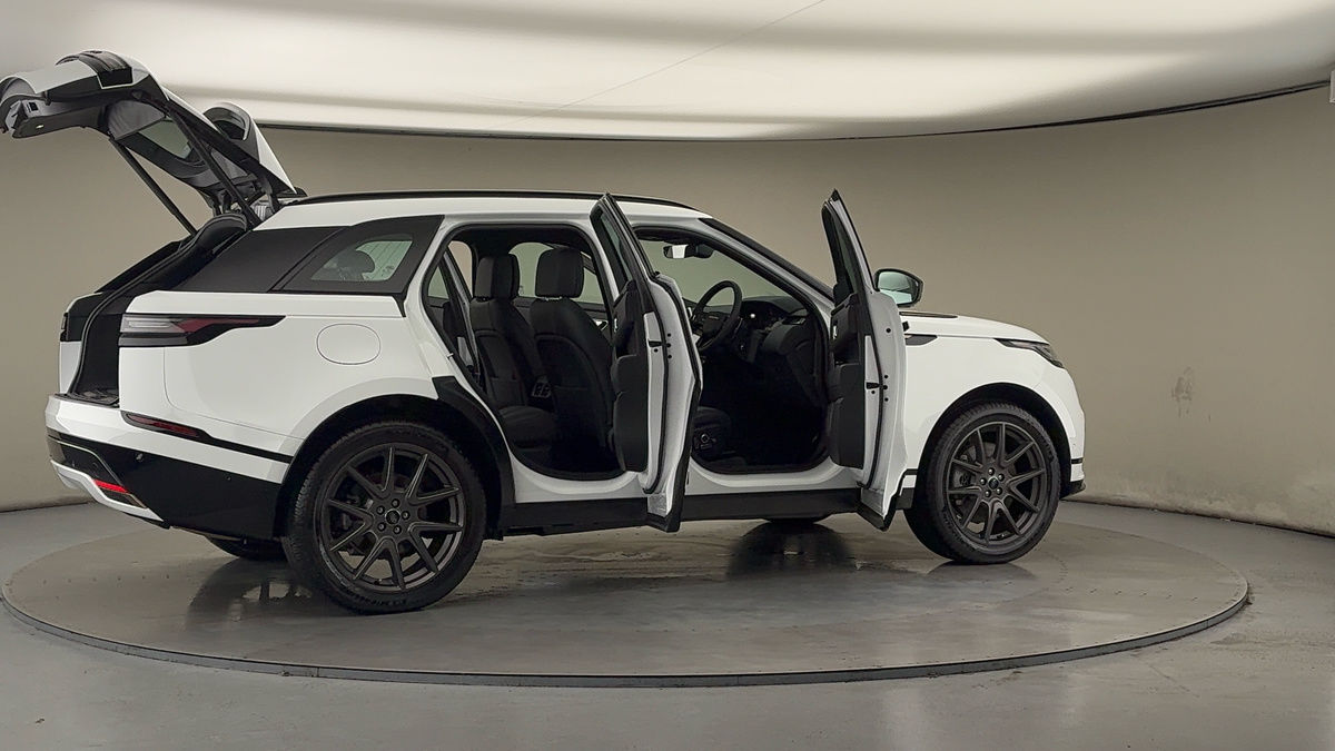 More views of Land Rover Range Rover Velar