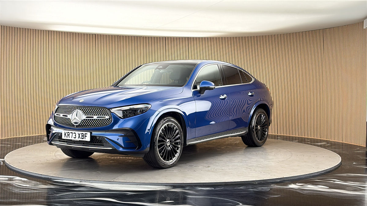 More views of Mercedes-Benz GLC