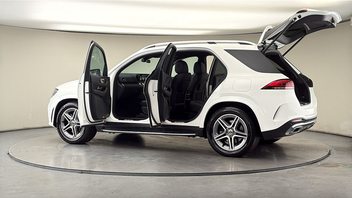 More views of Mercedes-Benz GLE