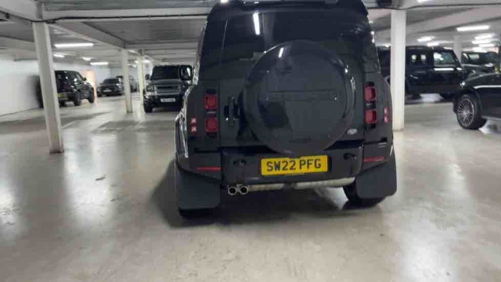 More views of Land Rover Defender 90