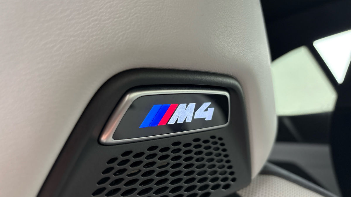 BMW M4 Image 27