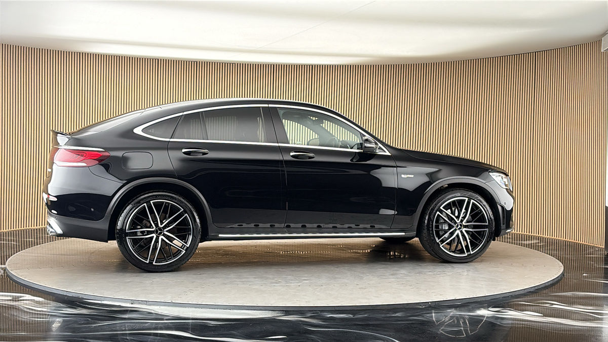 More views of Mercedes-Benz GLC