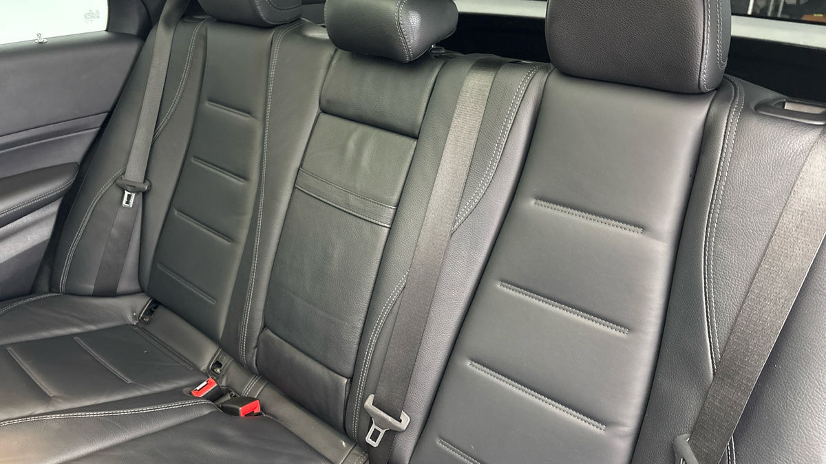 Mercedes-Benz GLE Image 8