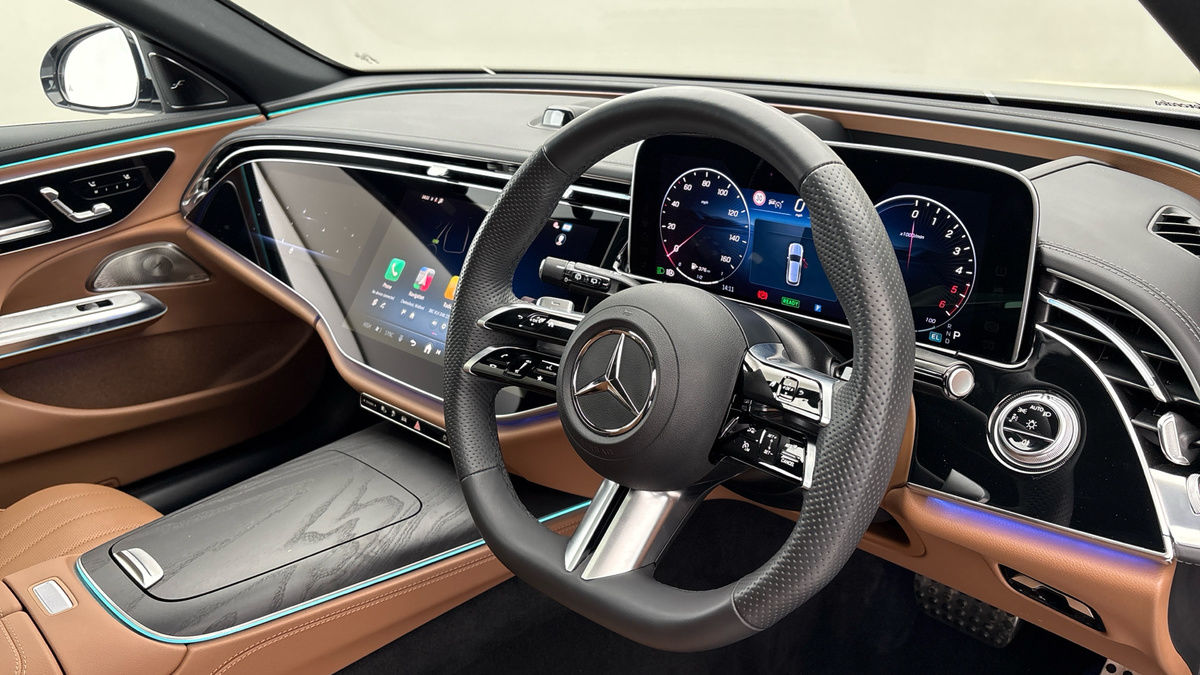 Mercedes-Benz E Class Image 5