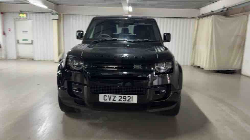 More views of Land Rover Defender 90