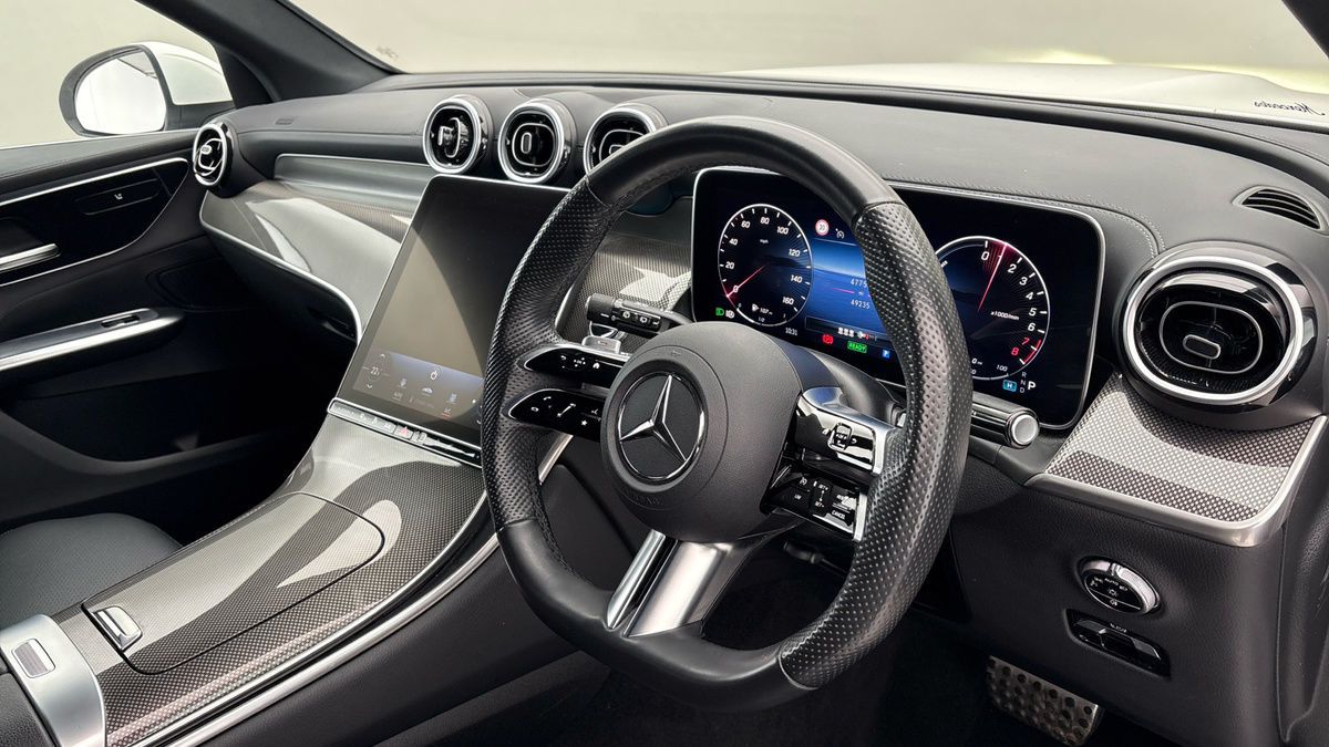 Mercedes-Benz GLC Image 5