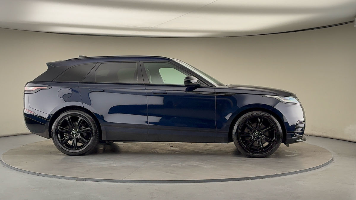 More views of Land Rover Range Rover Velar