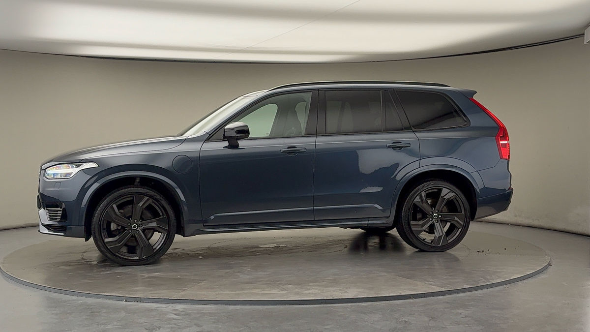 More views of Volvo XC90