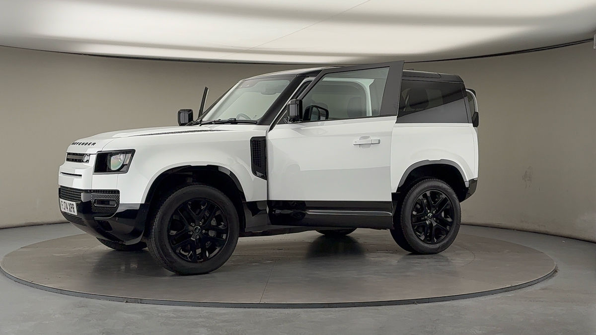 More views of Land Rover Defender 90