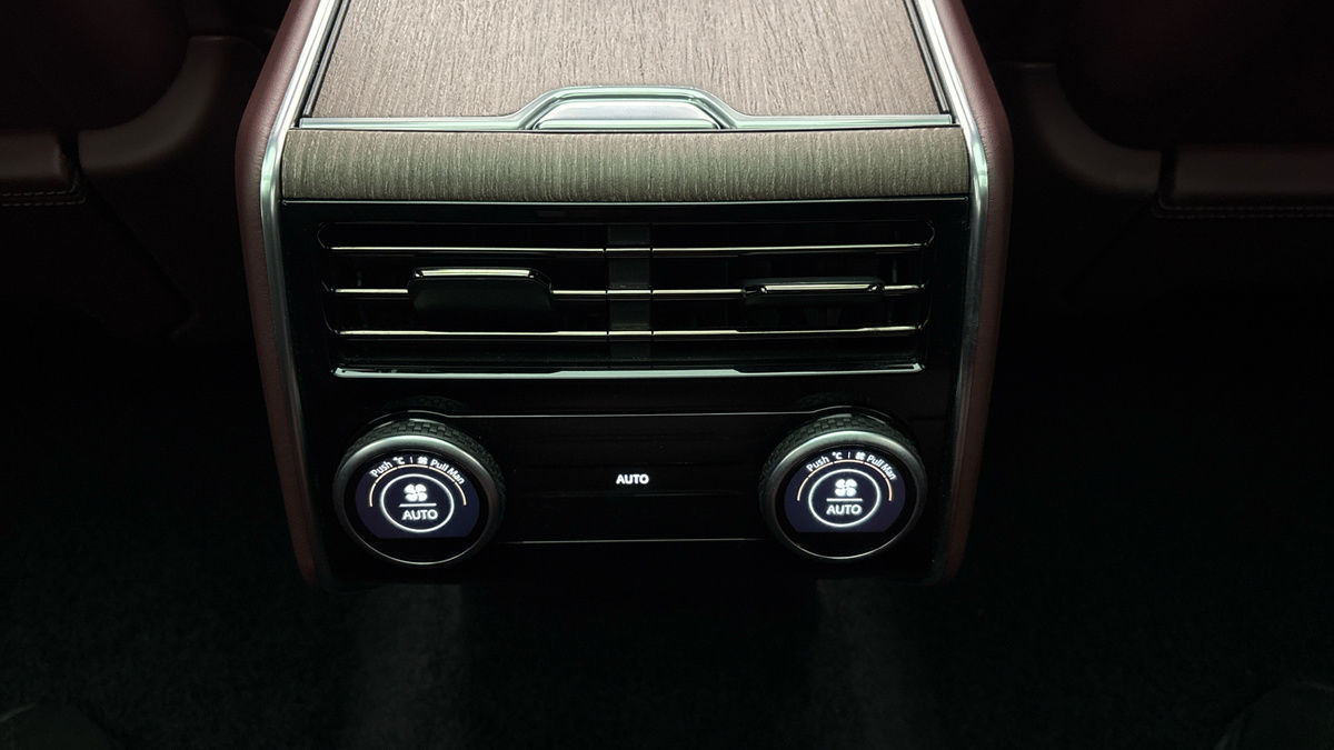 Land Rover Range Rover Image 28