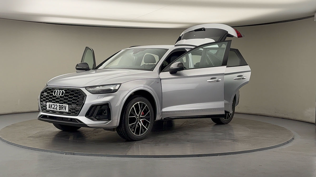 More views of Audi Q5