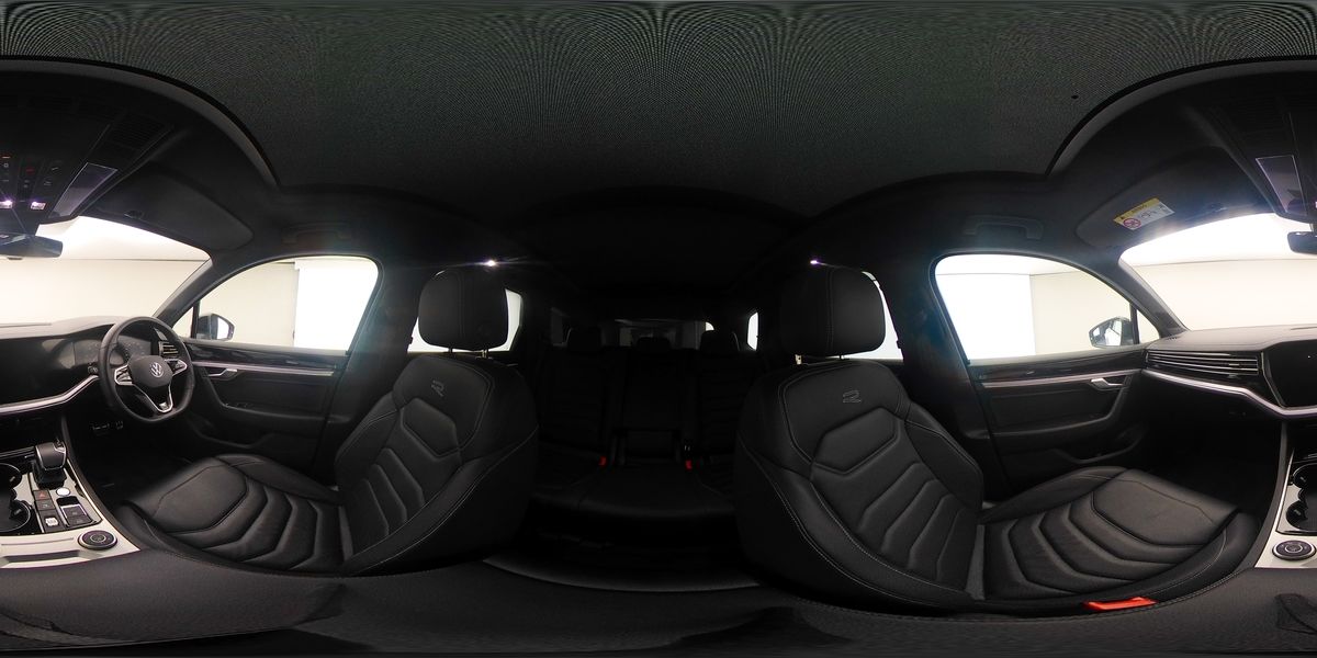 More views of Volkswagen Touareg