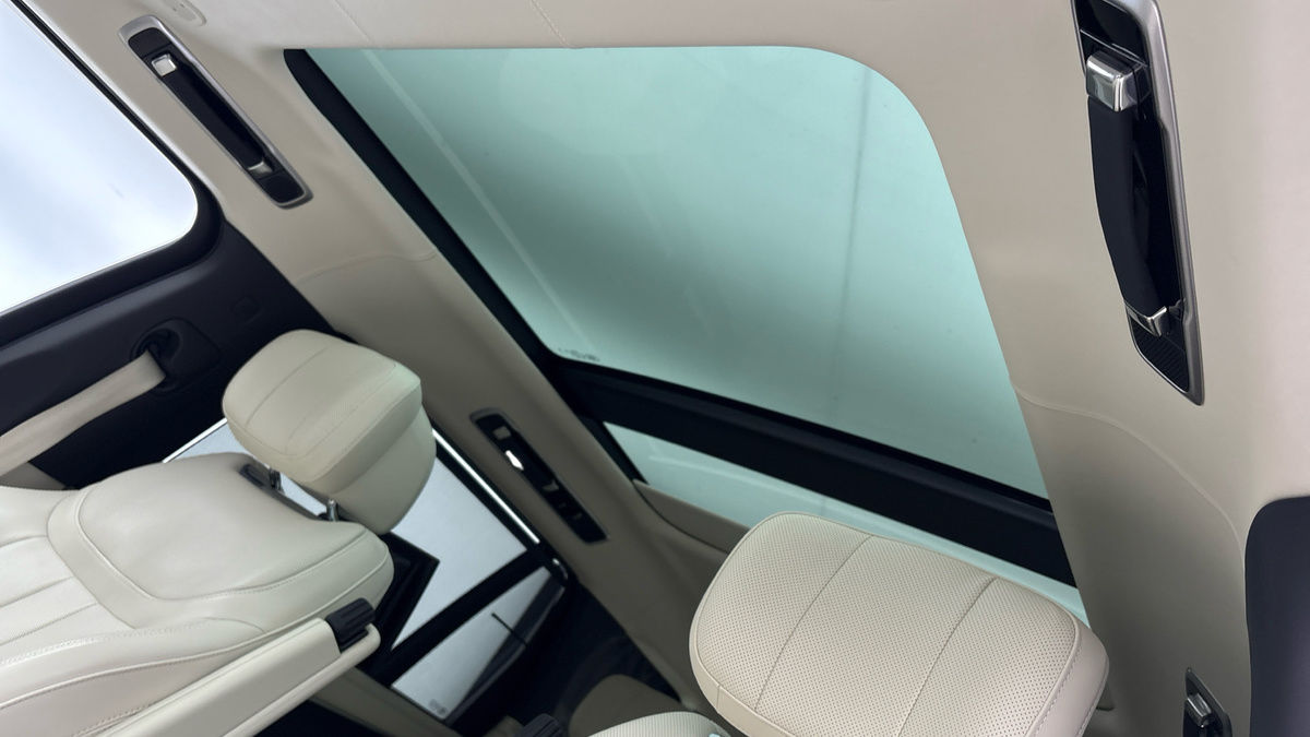 Land Rover Range Rover Image 6