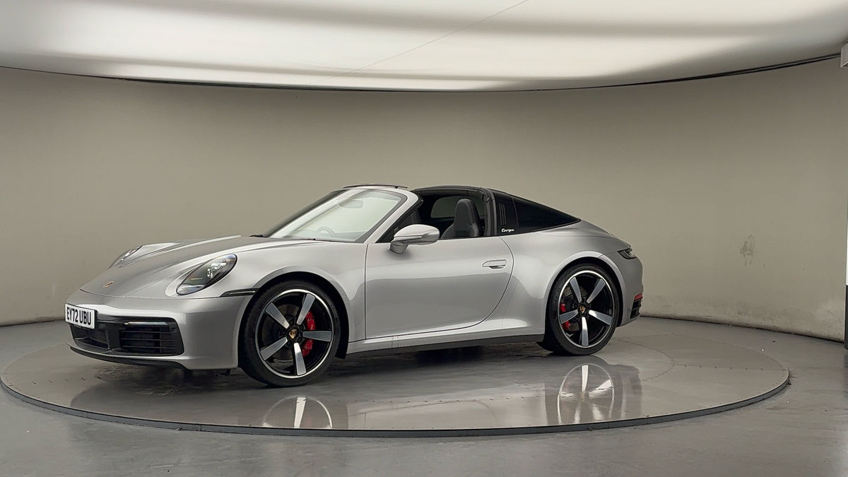 More views of Porsche 911