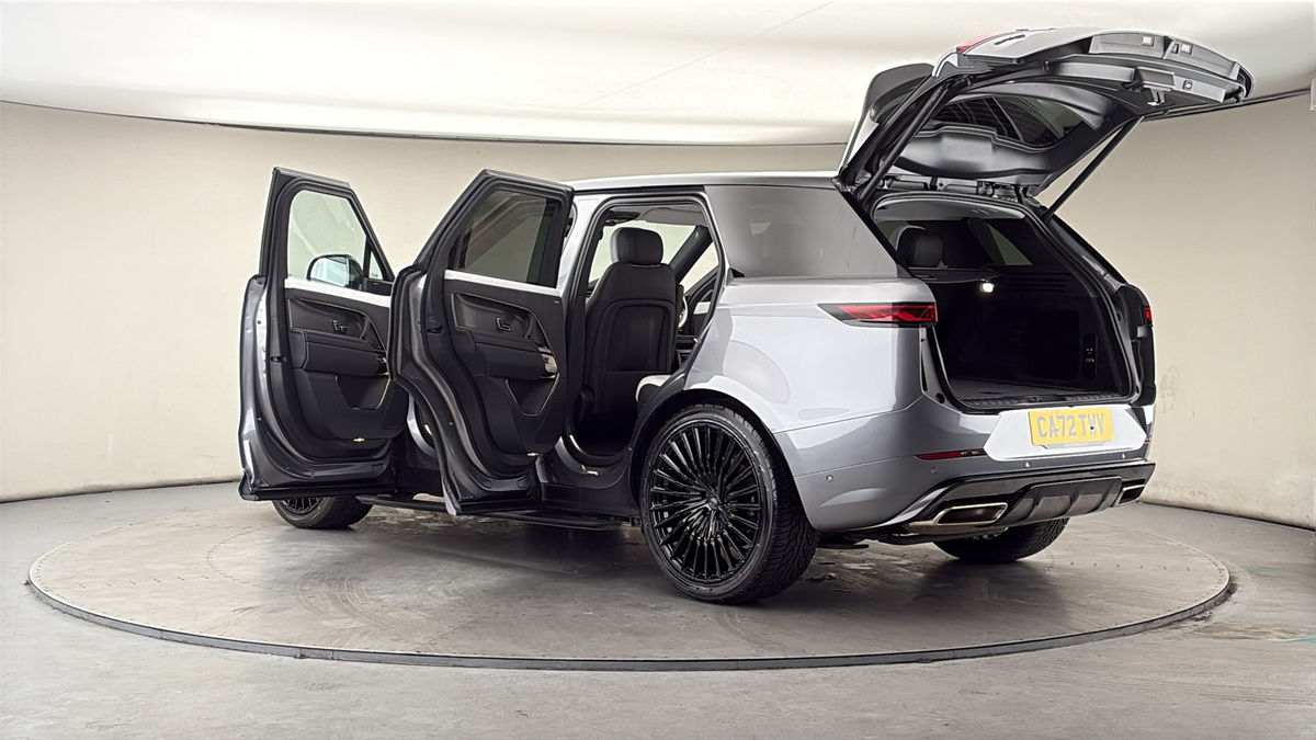 More views of Land Rover Range Rover Sport