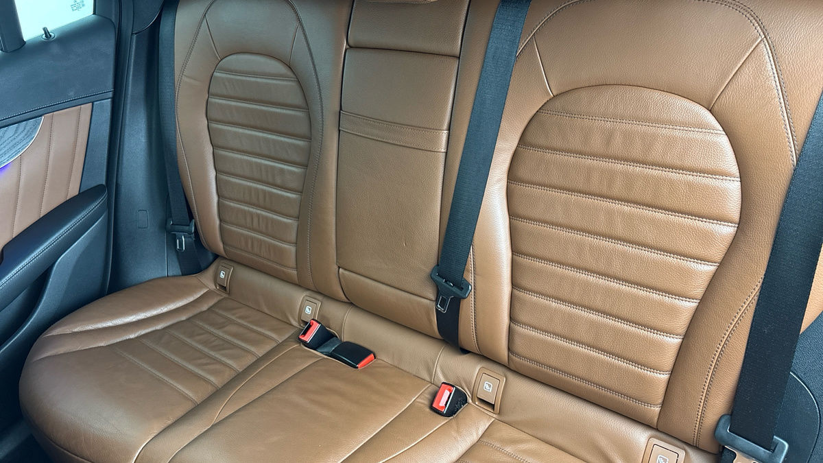 Mercedes-Benz GLC Image 8