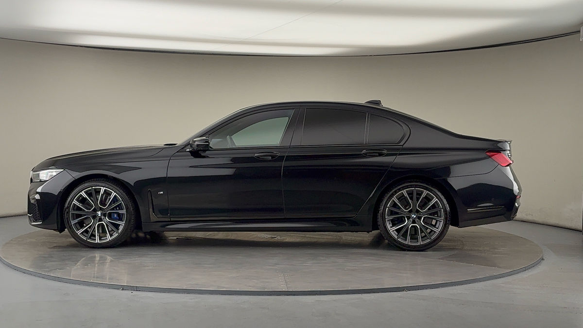 BMW 7 Series Image 15