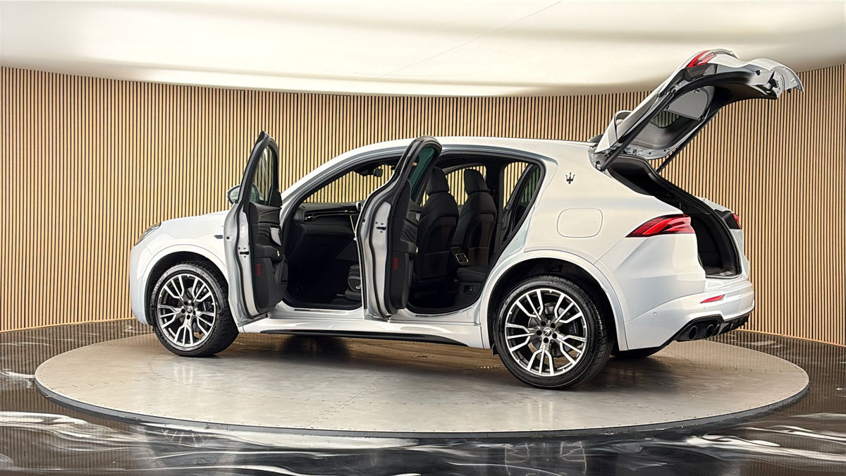 More views of Maserati Grecale