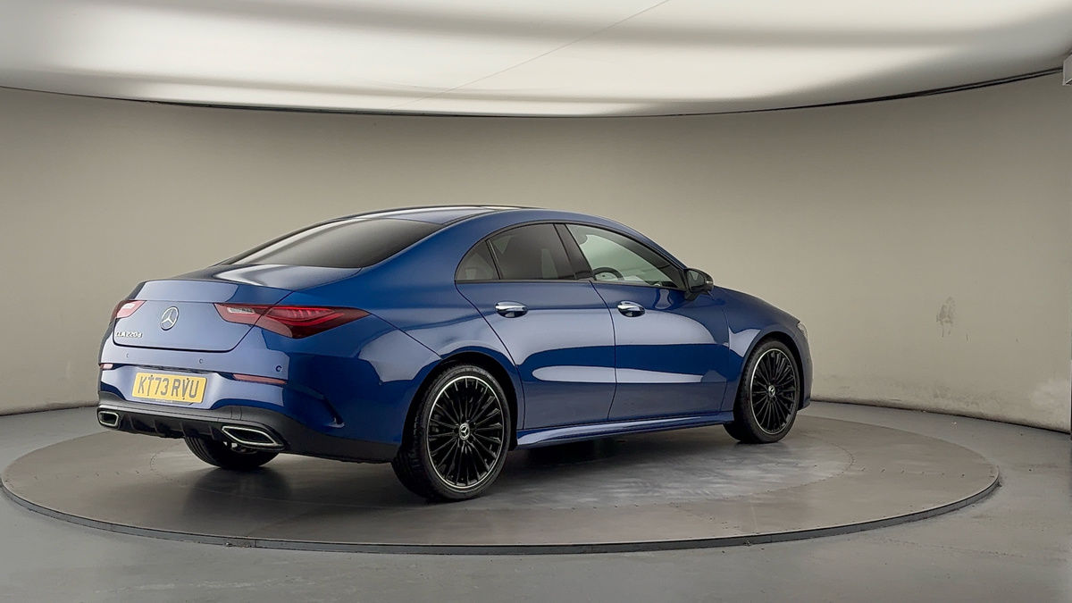 Mercedes-Benz CLA Image 21