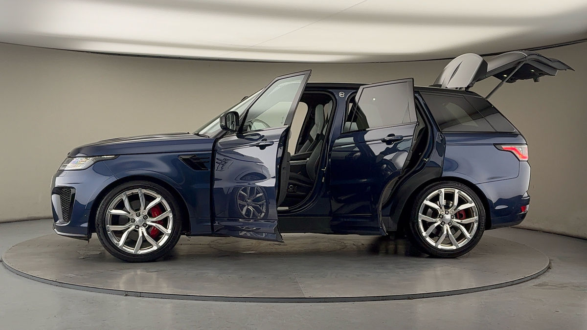 More views of Land Rover Range Rover Sport