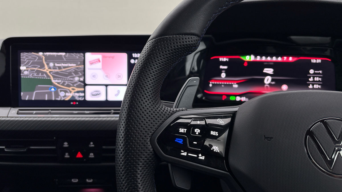 Volkswagen Golf Image 13