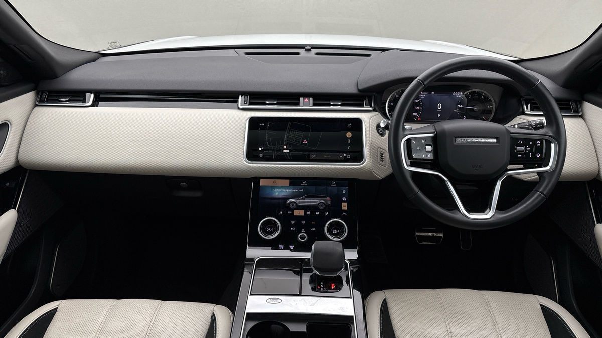 Land Rover Range Rover Velar Image 12