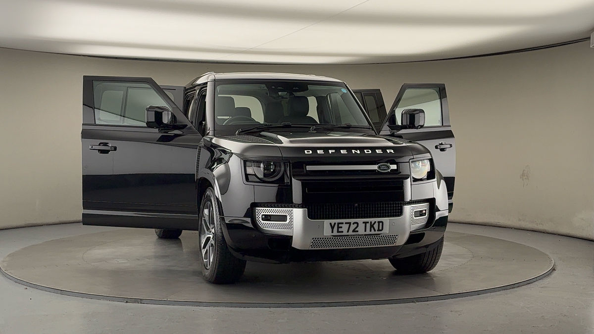 More views of Land Rover Defender 110