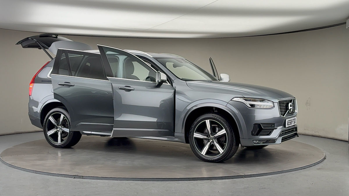 More views of Volvo XC90
