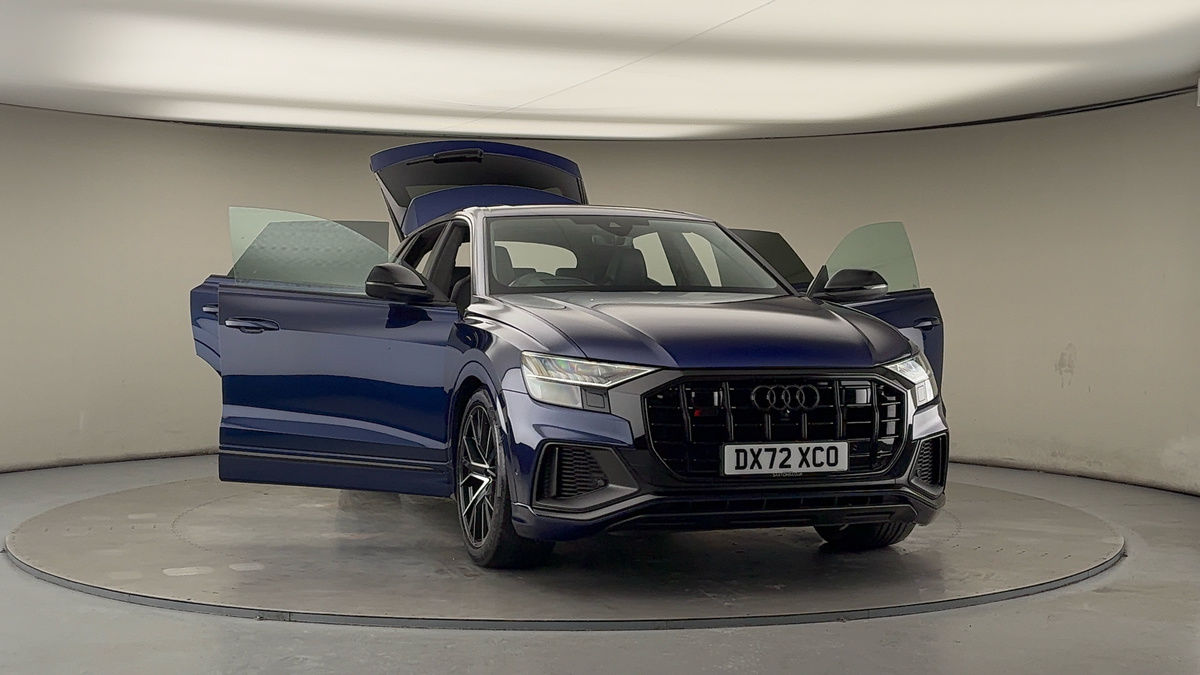 More views of Audi SQ8