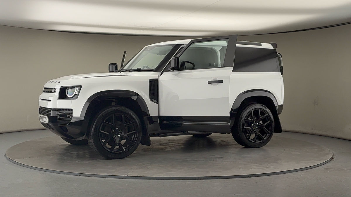 More views of Land Rover Defender 90