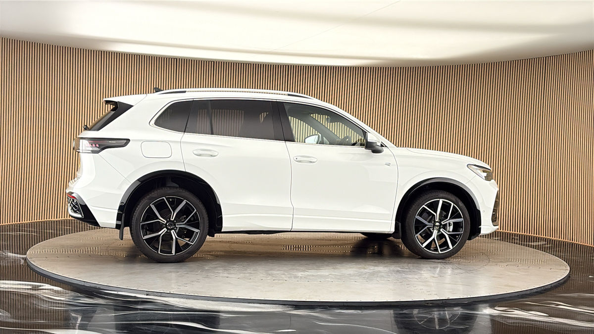 More views of Volkswagen Tiguan