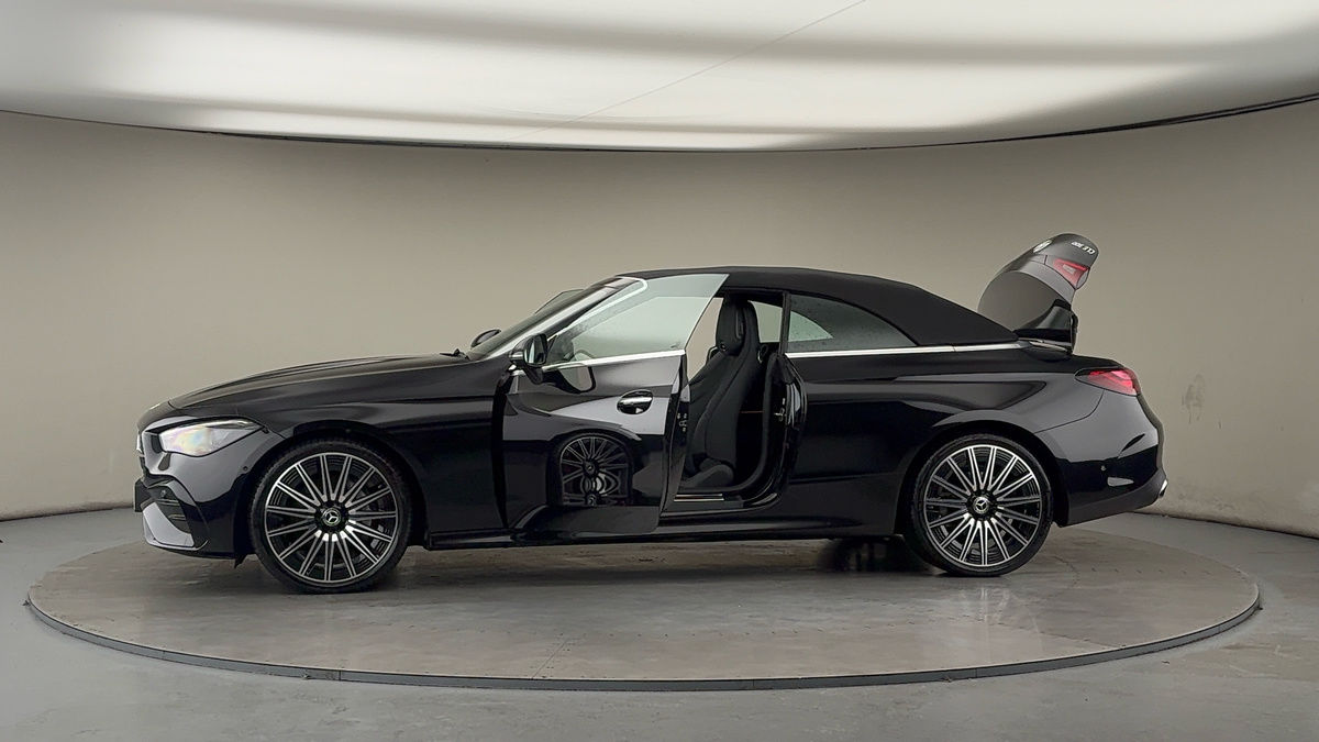 More views of Mercedes-Benz CLE